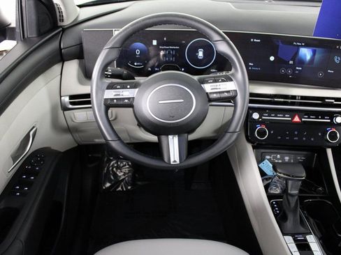 Certified 2025 Hyundai Tucson SEL image 19