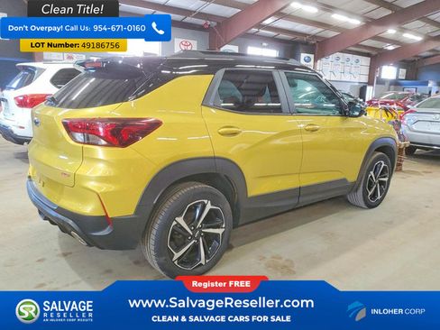 Used 2023 Chevrolet TrailBlazer RS w/ Sun and Liftgate Package AWD/4WD image 4