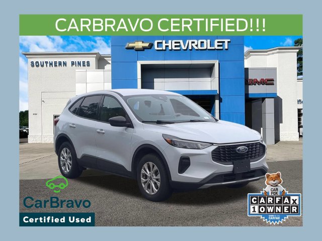 Used 2025 Ford Escape Active AWD/4WD image 1