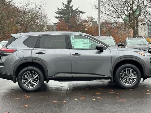 New 2026 Nissan Rogue S image 8