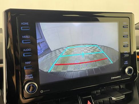 Used 2022 Toyota Corolla SE FWD image 8