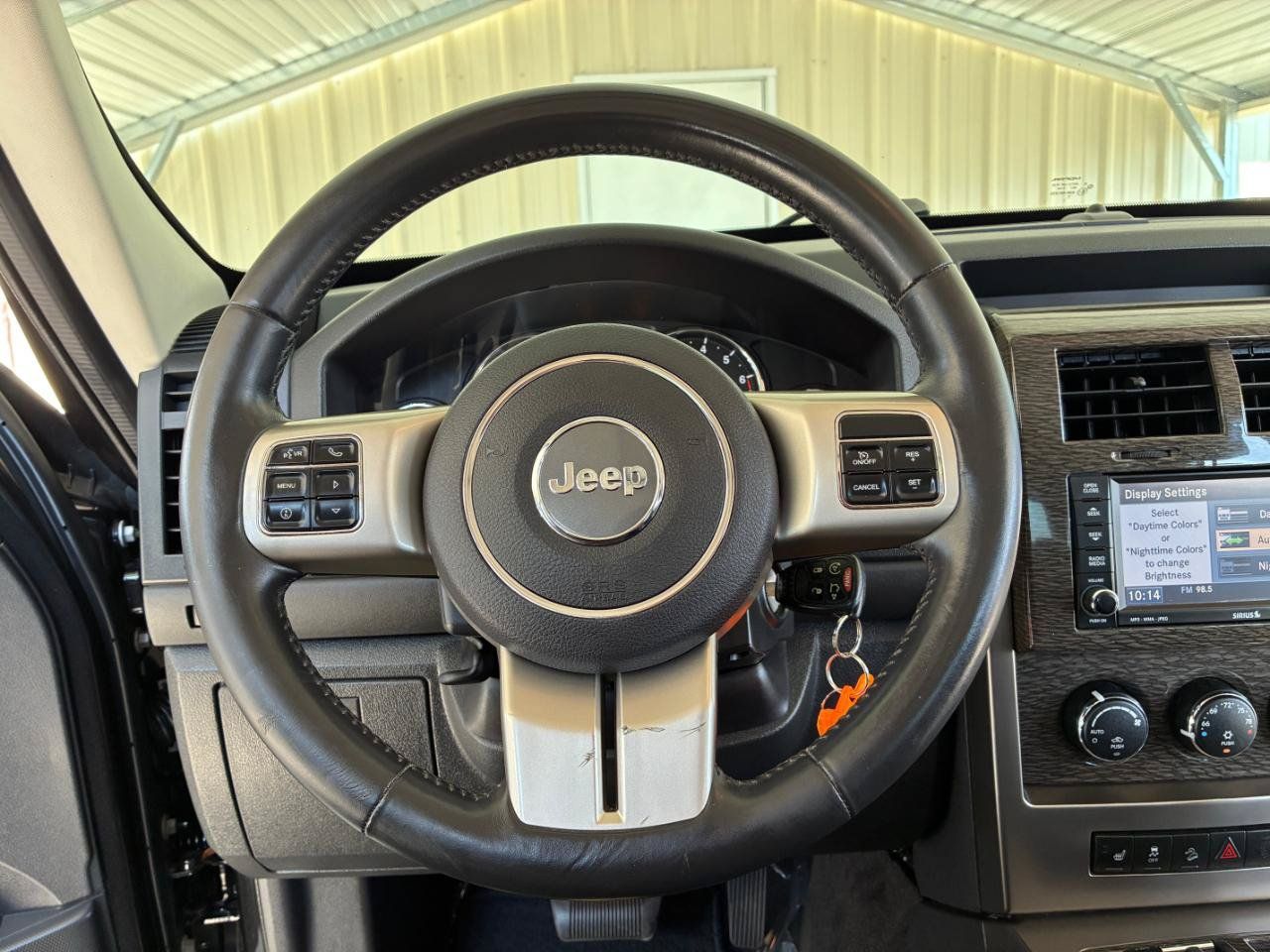 Used 2011 Jeep Liberty Limited Jet AWD/4WD image 16