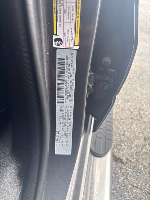 Used 2019 RAM 1500 Laramie RWD image 9