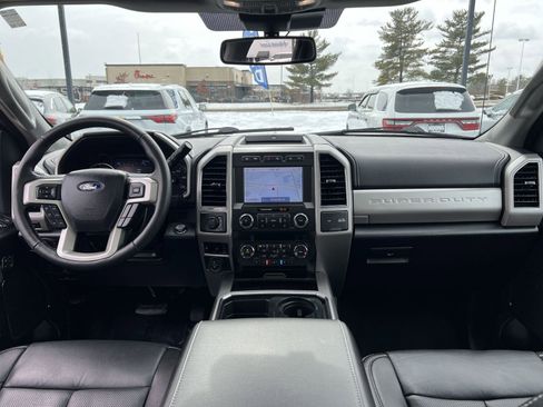 Used 2021 Ford F350 Lariat w/ Lariat Ultimate Package image 23