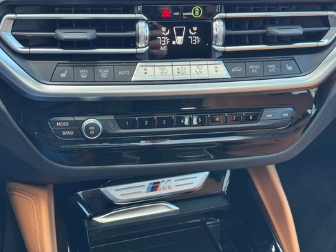 Used 2023 BMW X4 M40i image 31