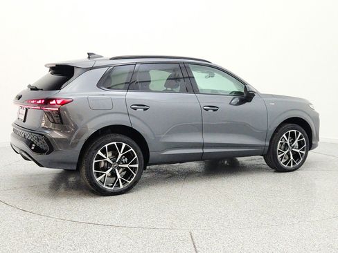 New 2026 Audi Q3 quattro 2.0T AWD/4WD image 5