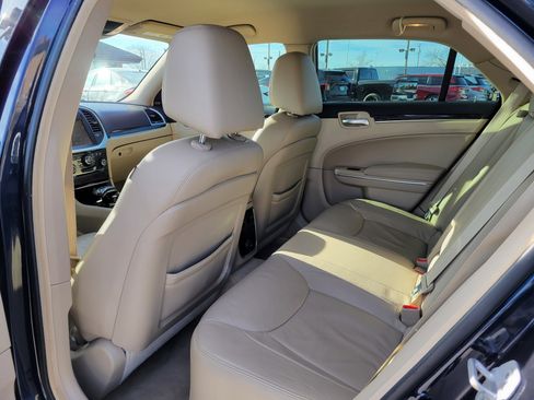 Used 2012 Chrysler 300 Limited image 12
