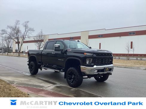 Used 2020 Chevrolet Silverado 3500 LTZ w/ LTZ Plus Package AWD/4WD image 5