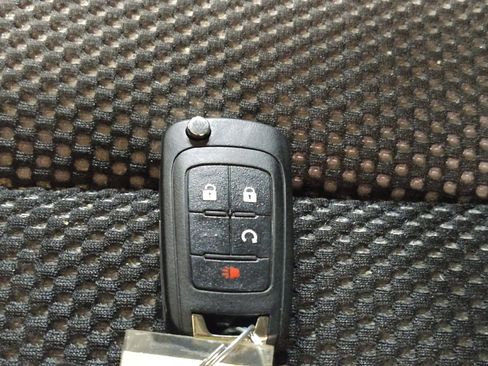 Used 2017 Chevrolet Equinox LT w/ Convenience Package FWD image 32