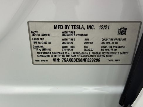 Used 2022 Tesla Model X image 52
