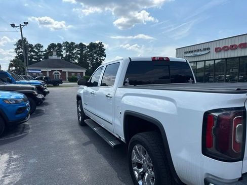 Used 2018 GMC Sierra 1500 SLT w/ Enhanced Driver Alert Package RWD image 6
