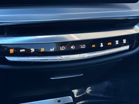 Certified 2024 Cadillac Lyriq Luxury AWD/4WD image 21