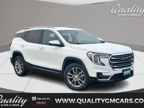 Used 2023 GMC Terrain SLT image 1