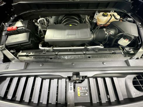 Used 2022 Chevrolet Silverado 1500 LTZ image 37