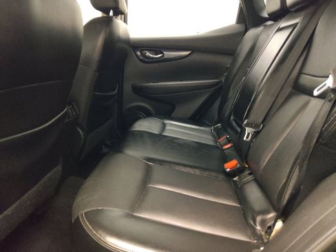 Used 2019 Nissan Rogue Sport SL w/ Premium Package AWD/4WD image 18