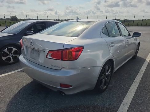 Used 2009 Lexus IS 250 w/ Premium Pkg RWD image 4