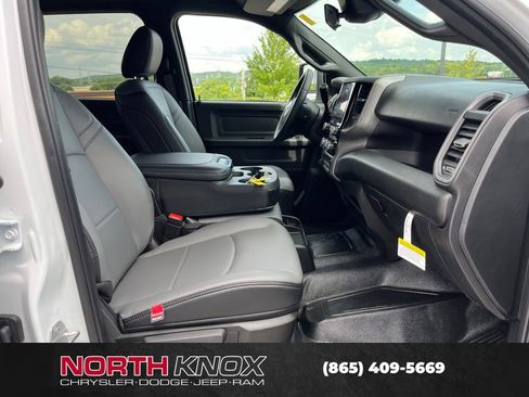 New 2026 RAM 5500 Tradesman w/ Chrome Appearance Group AWD/4WD image 23