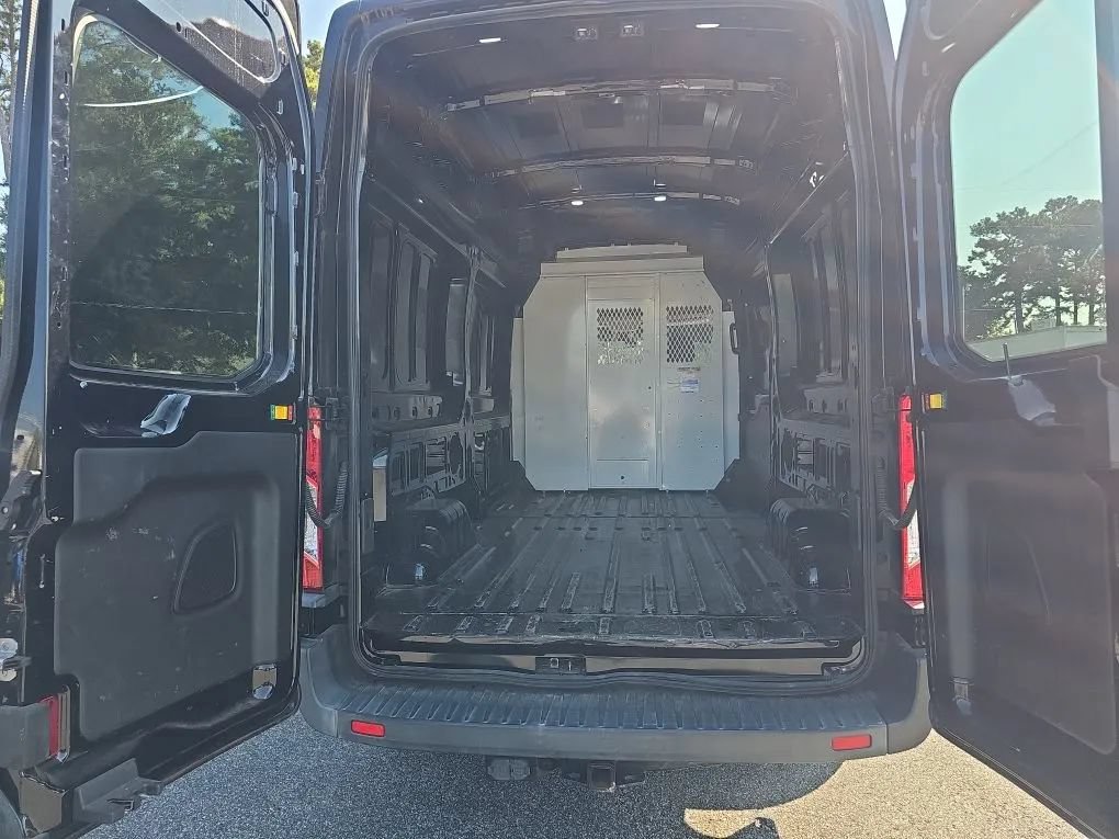 Used 2018 Ford Transit 350 148 High Roof RWD image 18
