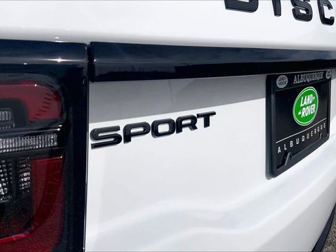 New 2026 Land Rover Discovery Sport Landmark AWD/4WD image 15