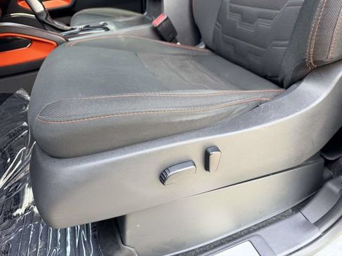 Used 2023 Nissan Frontier PRO-4X w/ Pro Convenience Package AWD/4WD image 15