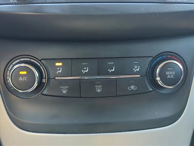 Used 2015 Nissan Sentra S FWD image 20