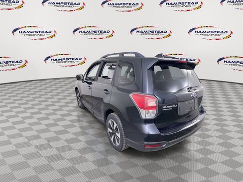 Used 2017 Subaru Forester 2.5i Premium w/ All-Weather Package AWD/4WD image 6