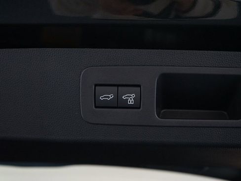 Used 2026 Lexus LX 600 4WD w/ Luxury Package image 39