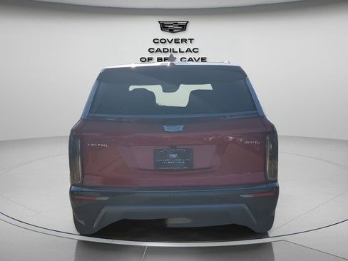 New 2026 Cadillac Vistiq Sport w/ LPO, Floor Liner Package image 8