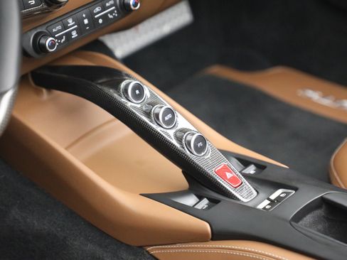 Certified 2021 Ferrari 812 GTS RWD image 21