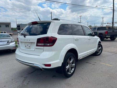 Used 2016 Dodge Journey Crossroad w/ Mopar All Weather Group FWD image 3