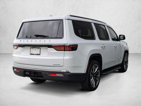 Used 2022 Jeep Wagoneer Series II w/ Premium Group I image 5