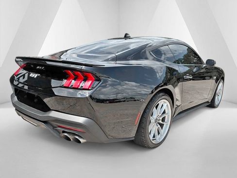Used 2024 Ford Mustang GT Premium RWD image 7