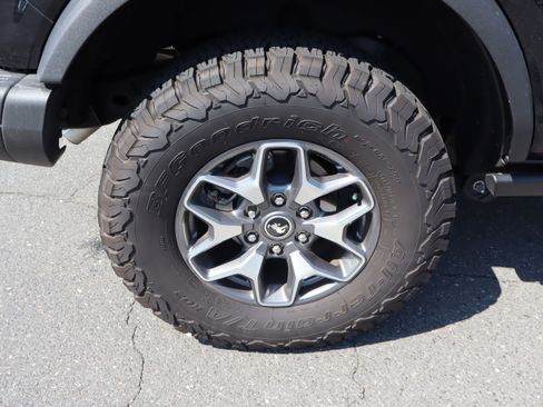 Used 2025 Ford Bronco Badlands AWD/4WD image 39