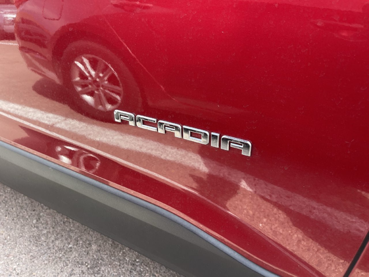 Used 2019 GMC Acadia SLE FWD image 4