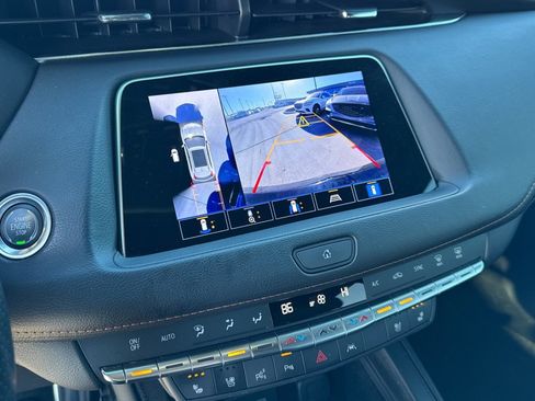 Used 2022 Cadillac XT4 Sport image 12