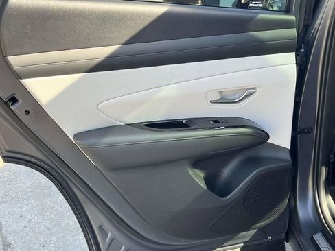 New 2026 Hyundai Tucson Limited FWD image 14