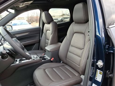 New 2025 MAZDA CX-5 Signature image 7