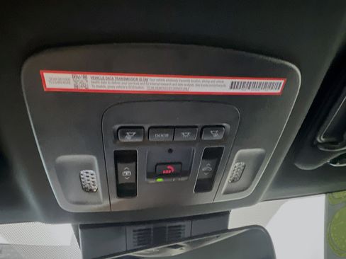 Used 2025 Toyota Camry XSE FWD image 22