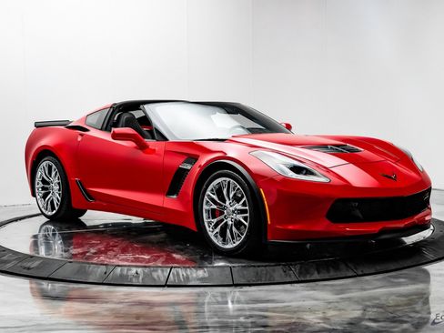 Used 2016 Chevrolet Corvette Z06 w/ 2LZ Preferred Equipment Group image 26