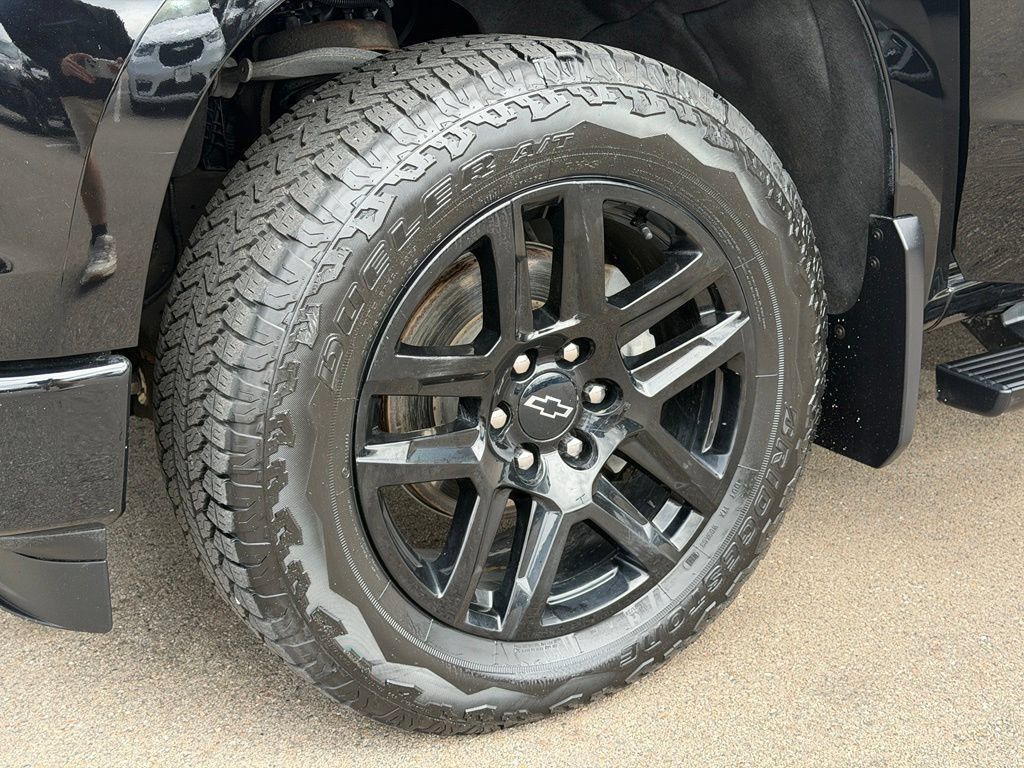 Used 2024 Chevrolet Silverado 1500 RST w/ Max Trailering Package AWD/4WD image 23