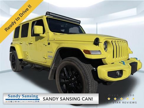 Used 2023 Jeep Wrangler Unlimited Sahara w/ Cold Weather Group AWD/4WD image 1