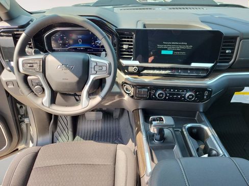 Used 2024 Chevrolet Silverado 1500 LT Trail Boss image 11