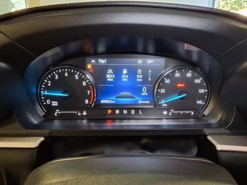 Used 2022 Ford Explorer XLT RWD image 14