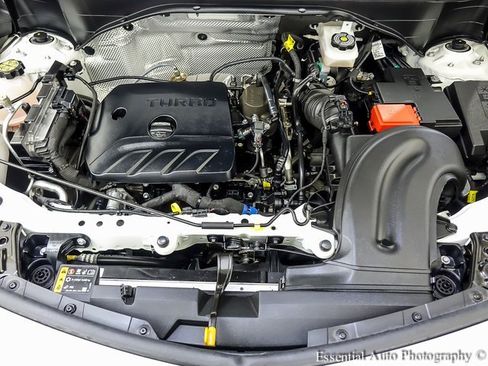 Used 2025 Buick Encore GX Avenir w/ Avenir Technology Package image 25