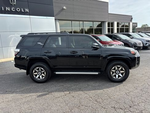 Used 2020 Toyota 4Runner TRD Off-Road Premium w/ Moonroof Package AWD/4WD image 8