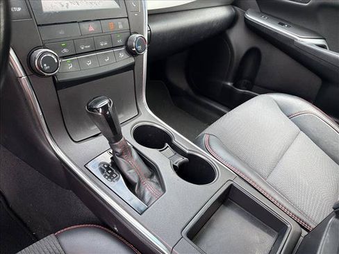 Used 2016 Toyota Camry SE FWD image 22