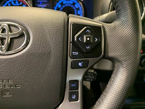 Used 2021 Toyota Tacoma SR5 image 20