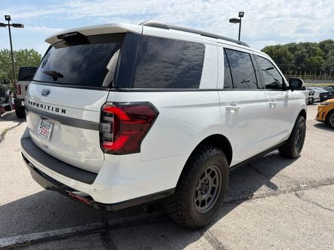 Used 2023 Ford Expedition Limited AWD/4WD image 7