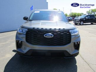 Certified 2025 Ford Explorer ST-Line w/ ST-Line Street Pack AWD/4WD video 3