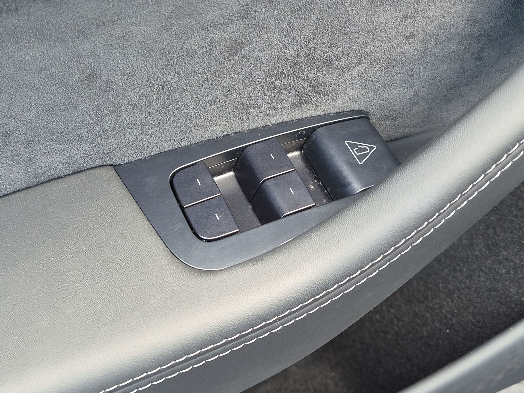 Used 2026 Tesla Model Y Long Range RWD image 15